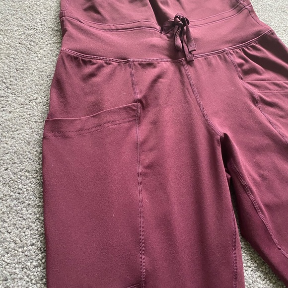Fabletics Joggers - Picture 2 of 3